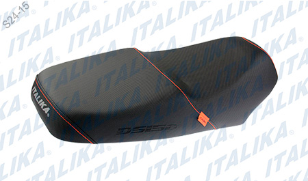 ASIENTO NEGRO ETIQUETA NARANJA DS150 2017